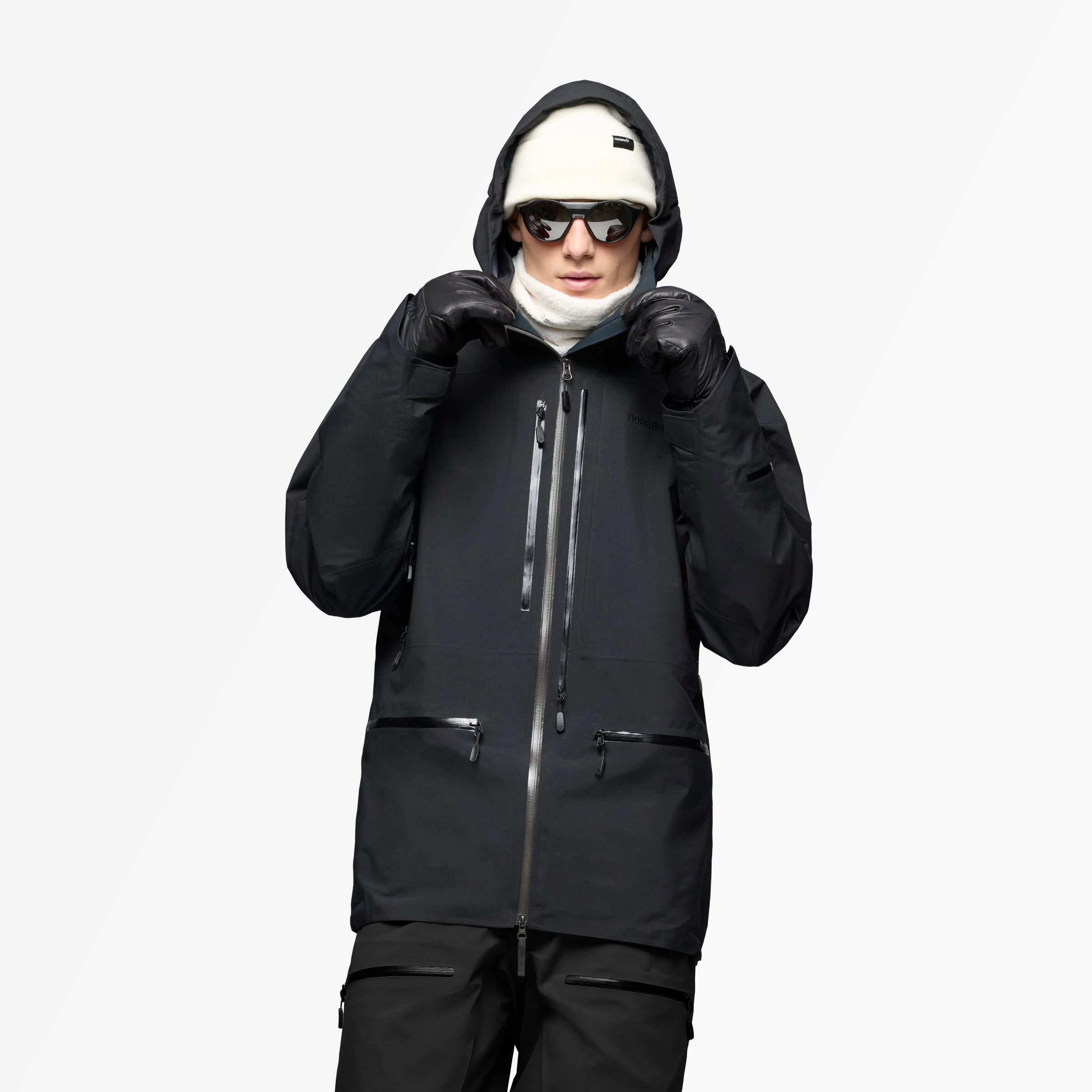 Norrøna Lofoten Gore-Tex Pro Plus, photo 2 of 6