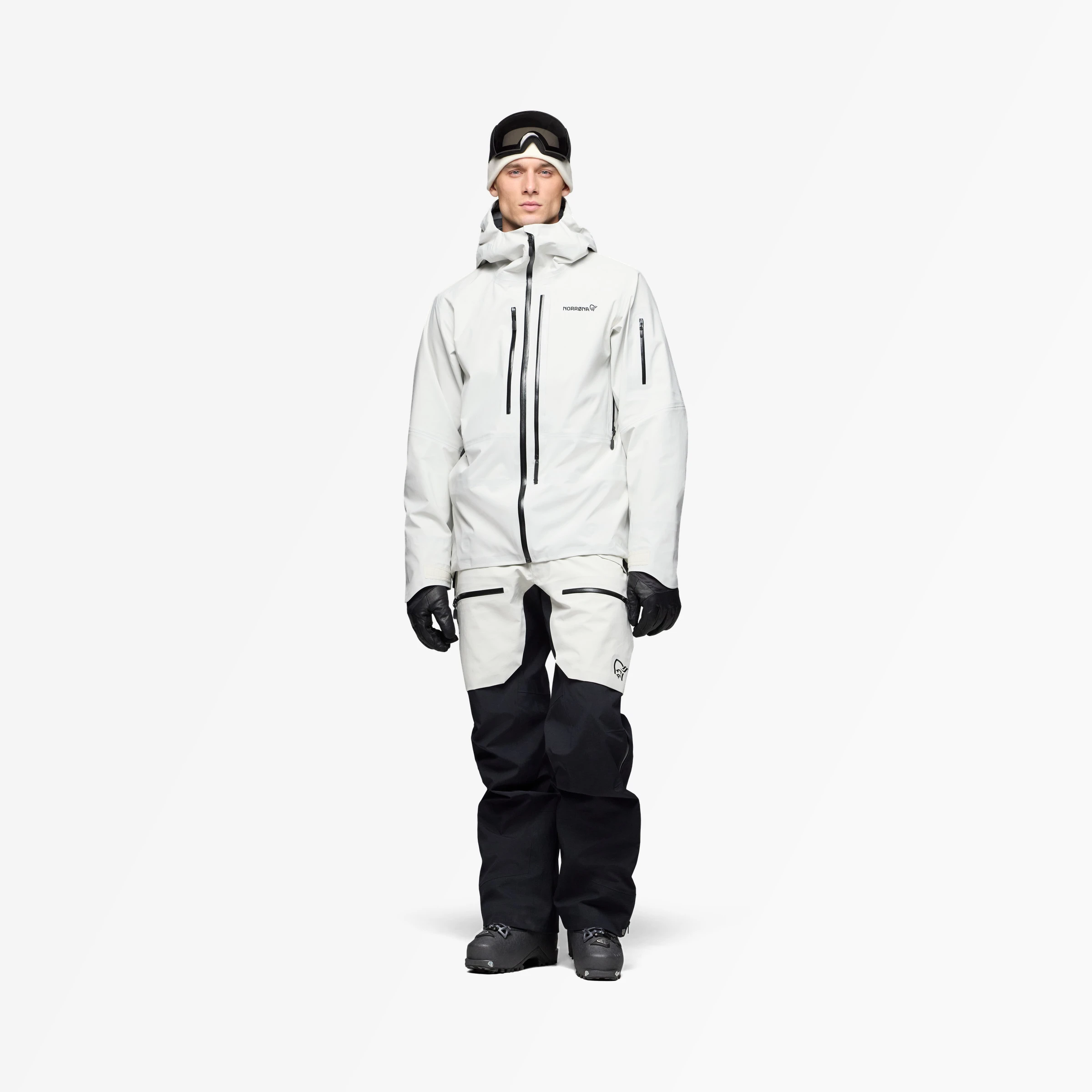 Norrøna Lofoten Gore-Tex Pro, Whisper White, photo 3 of 6