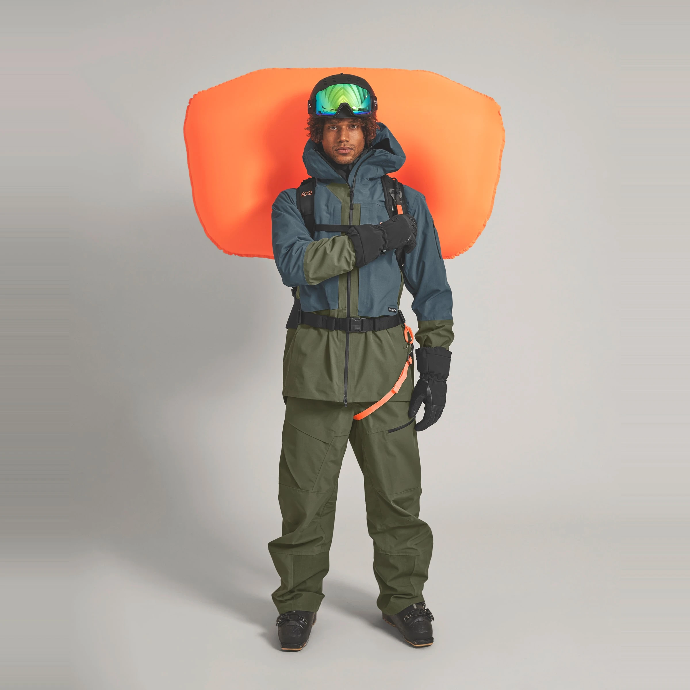 Ortovox Avabag LiTRIC Freeride 28, photo 3 of 5