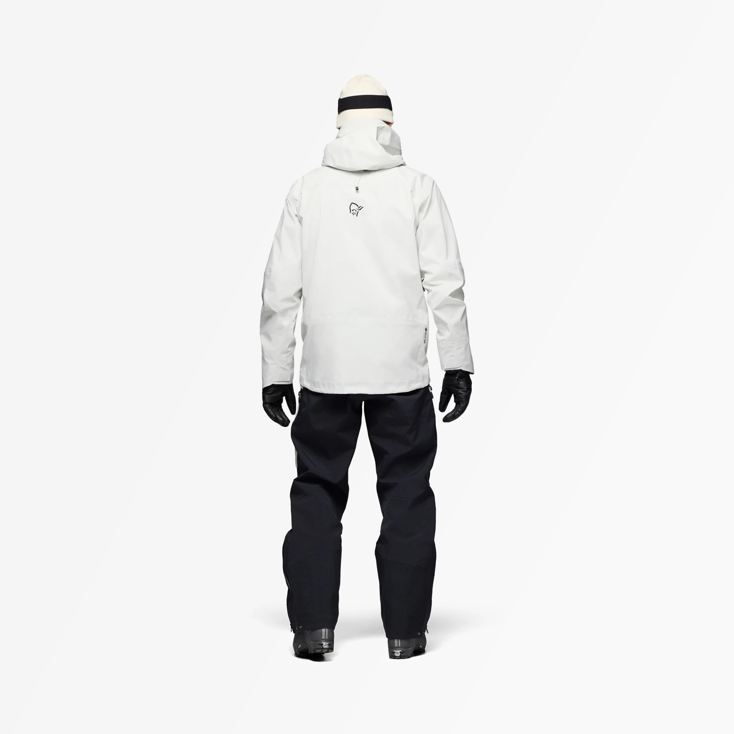 Norrøna Lofoten Gore-Tex Pro, Whisper White, photo 4 of 6